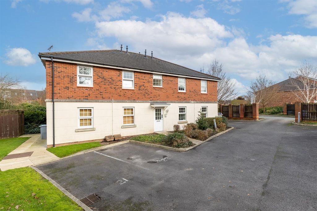 Property photo 2 of 11 129Clonnersfield-2.Jpg