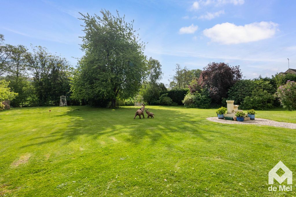 Property photo 2 of 26 Photo 25