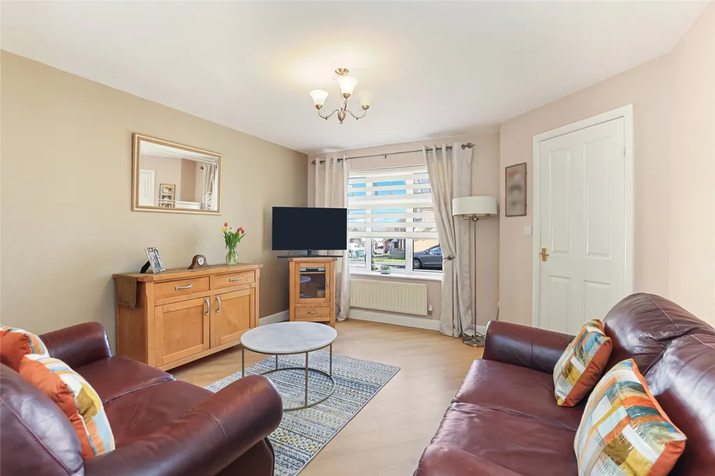 Burnawn Gardens, Robroyston, Glasgow G33 – pohled 6