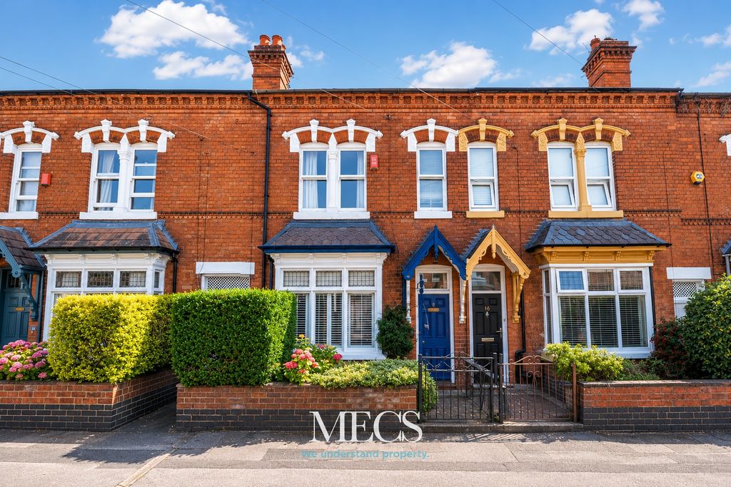 Property photo 1 of 18 5210592