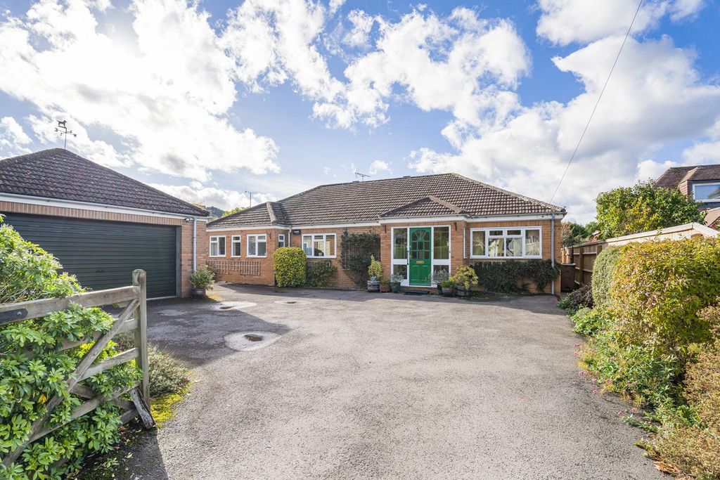 Property photo 1 of 21