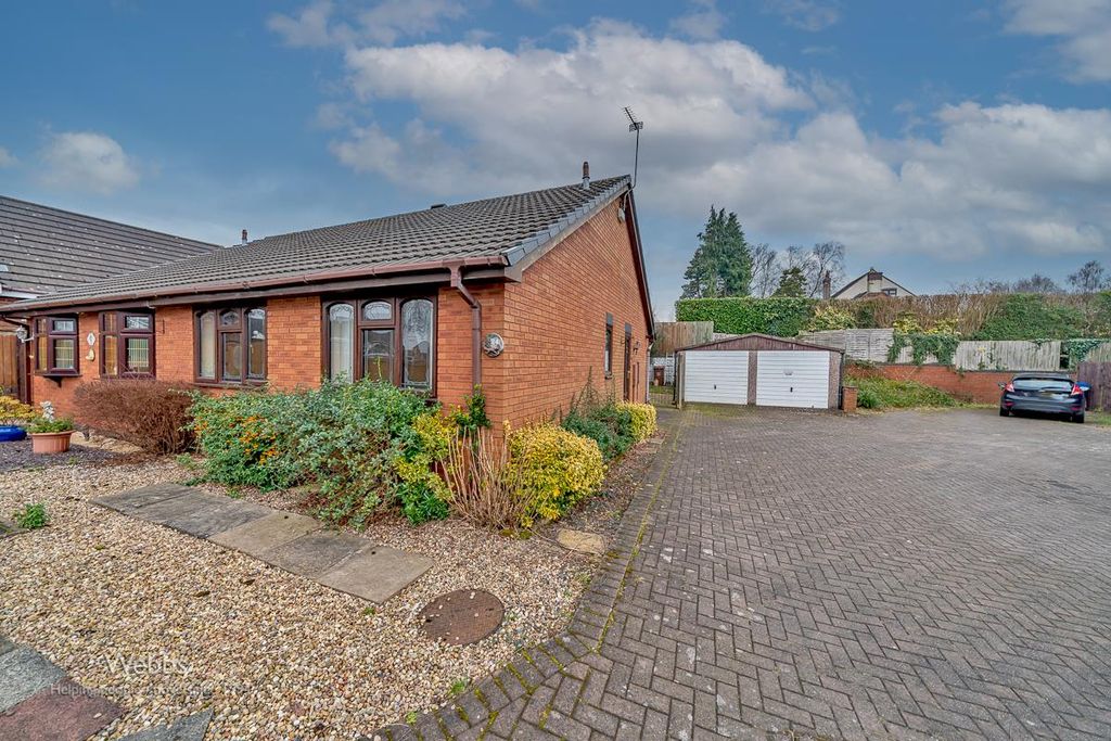 Property photo 1 of 21 Â© Webbs Estate Agents Â© (20 Of 155).Jpg