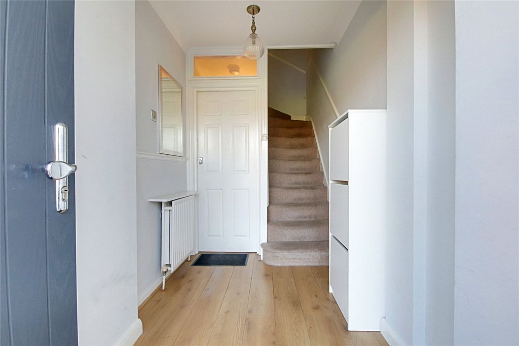 Property photo 3 of 19 Picture No. 10
