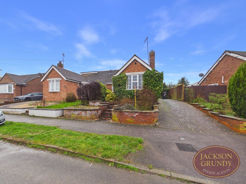 Property photo 1 of 15 James Road