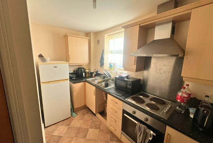 Property photo 2 of 9