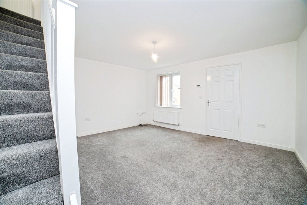 Property photo 2 of 17 Picture No. 15