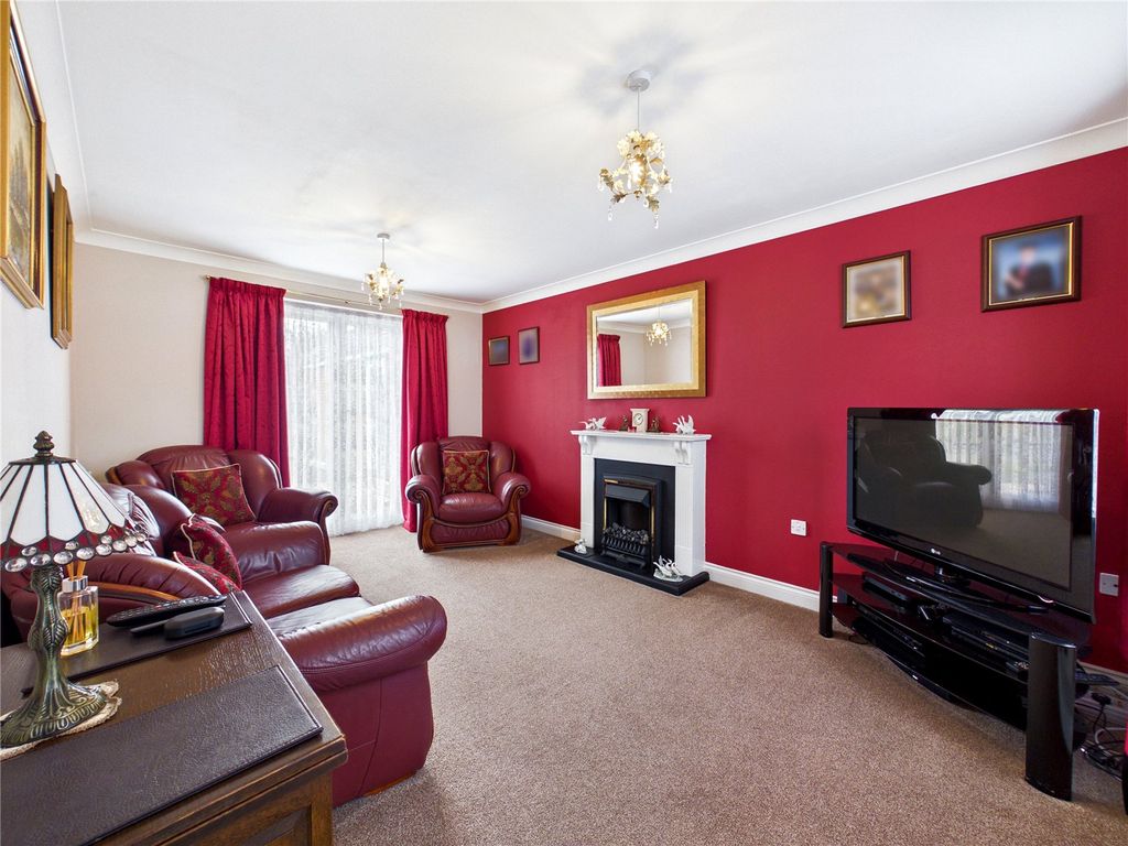 Property photo 3 of 21 Picture No. 22