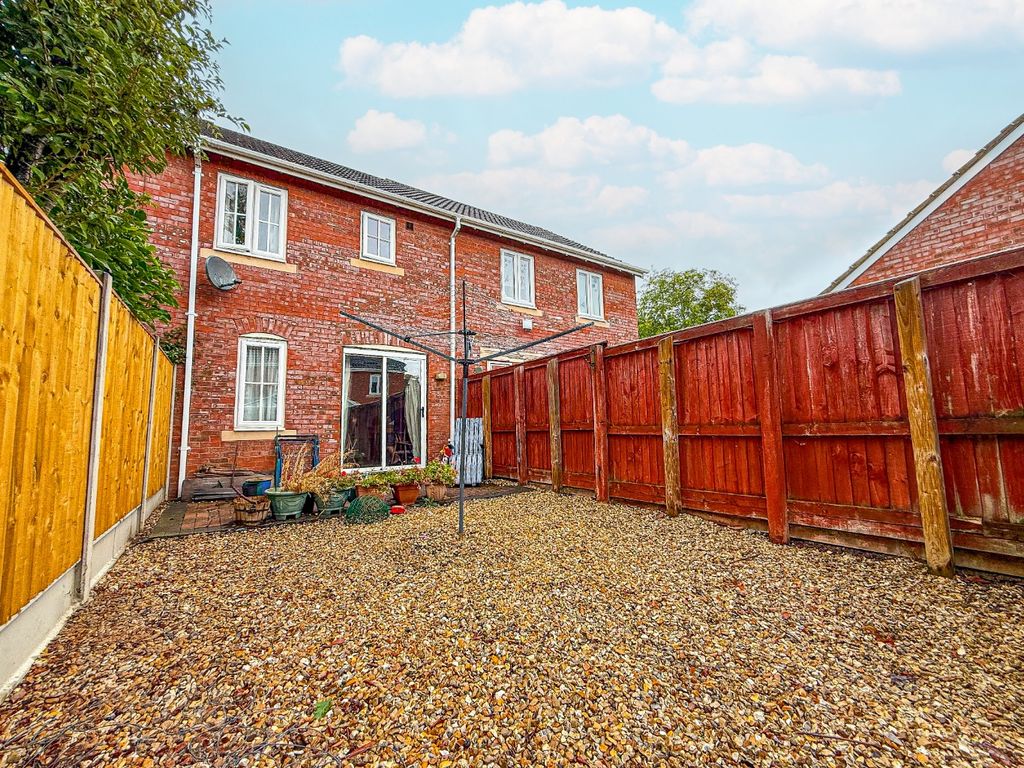 Property photo 3 of 12 4112474