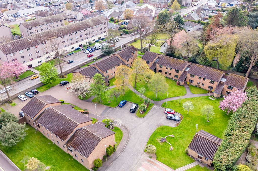Additional image 16 of 2 bed flat for sale40 Greenbourne Gardens, Monifieth DD5