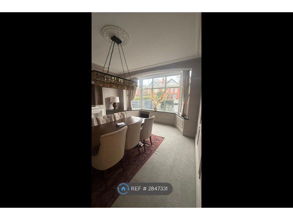 Property photo 3 of 35 Dining Room