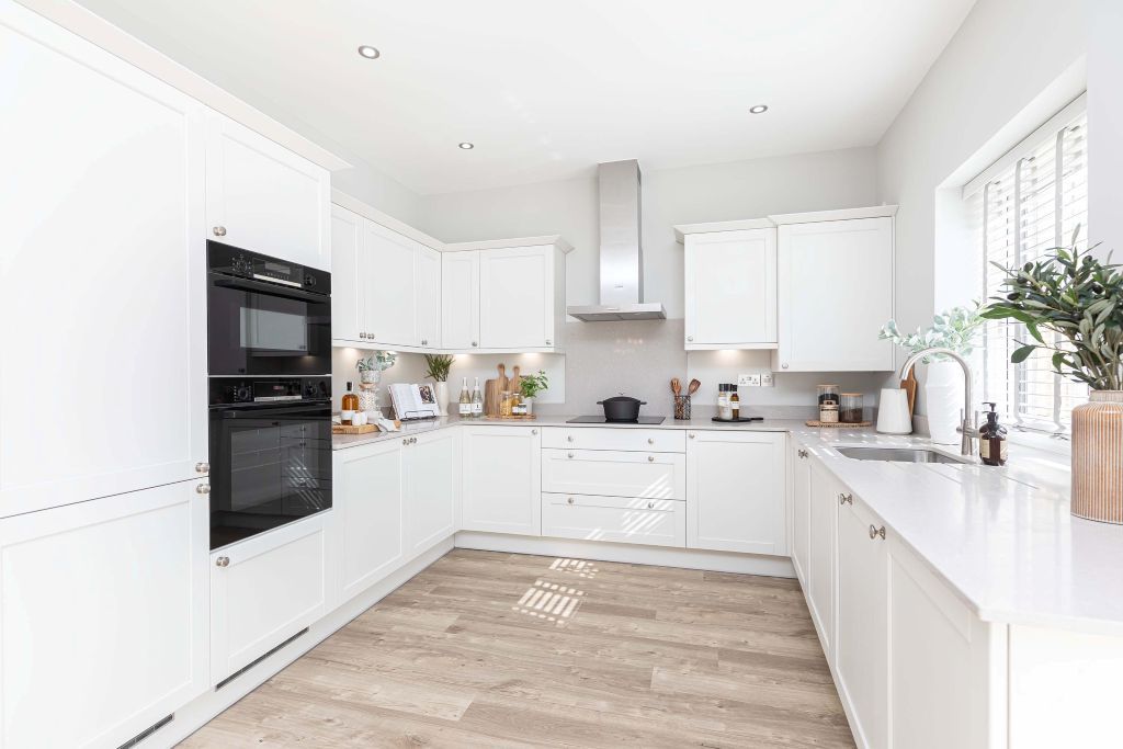 Property photo 2 of 25