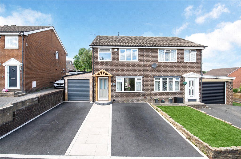 Property photo 1 of 16 Rudding Crescent