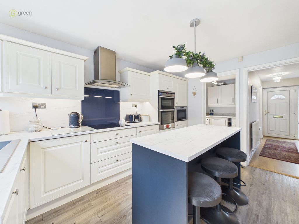 Property photo 2 of 27 Cam01698G0Pr0151Still020