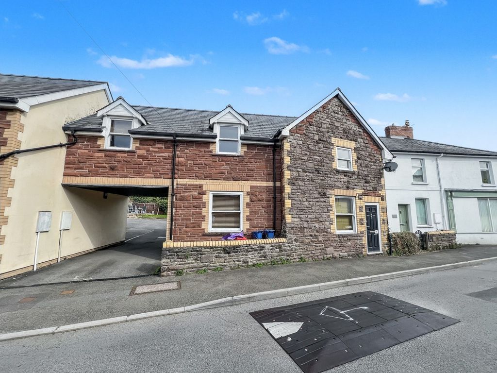 Property photo 1 of 13