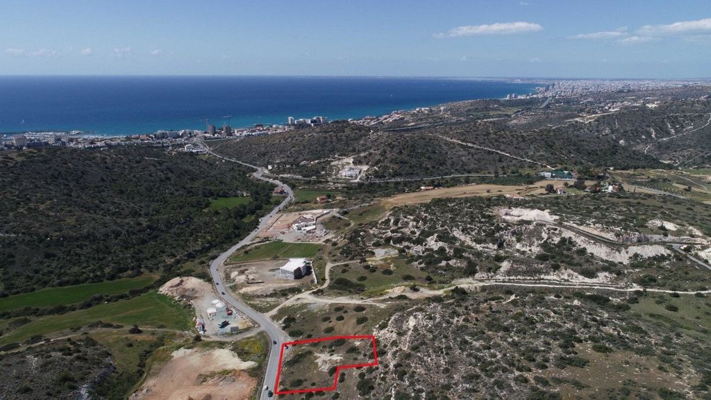 Property photo 2 of 2