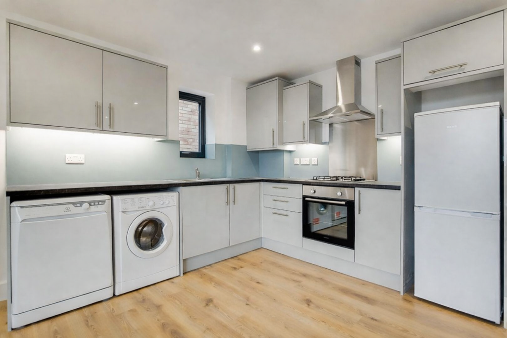 Property photo 2 of 9 2