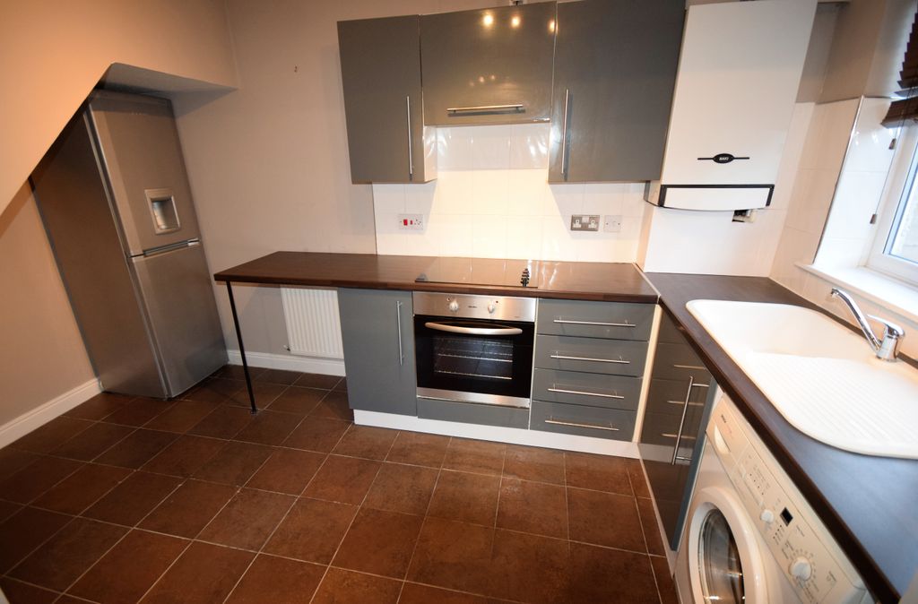 Property photo 3 of 6 Kitchen/Diner