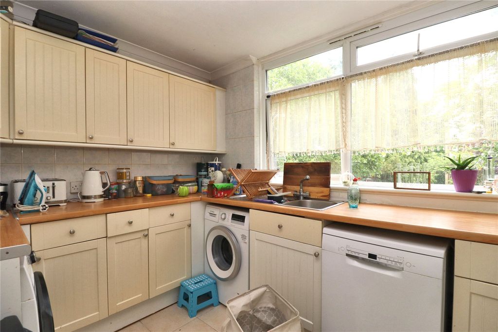 Property photo 2 of 6 Picture No. 06