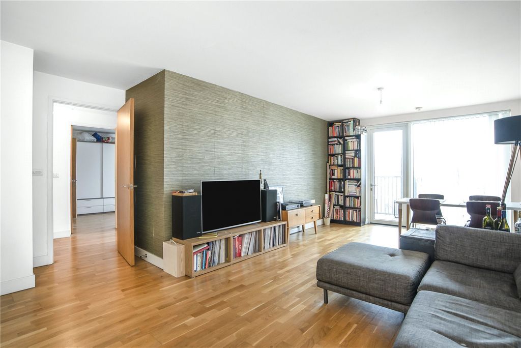 Property photo 1 of 14 Reception Room