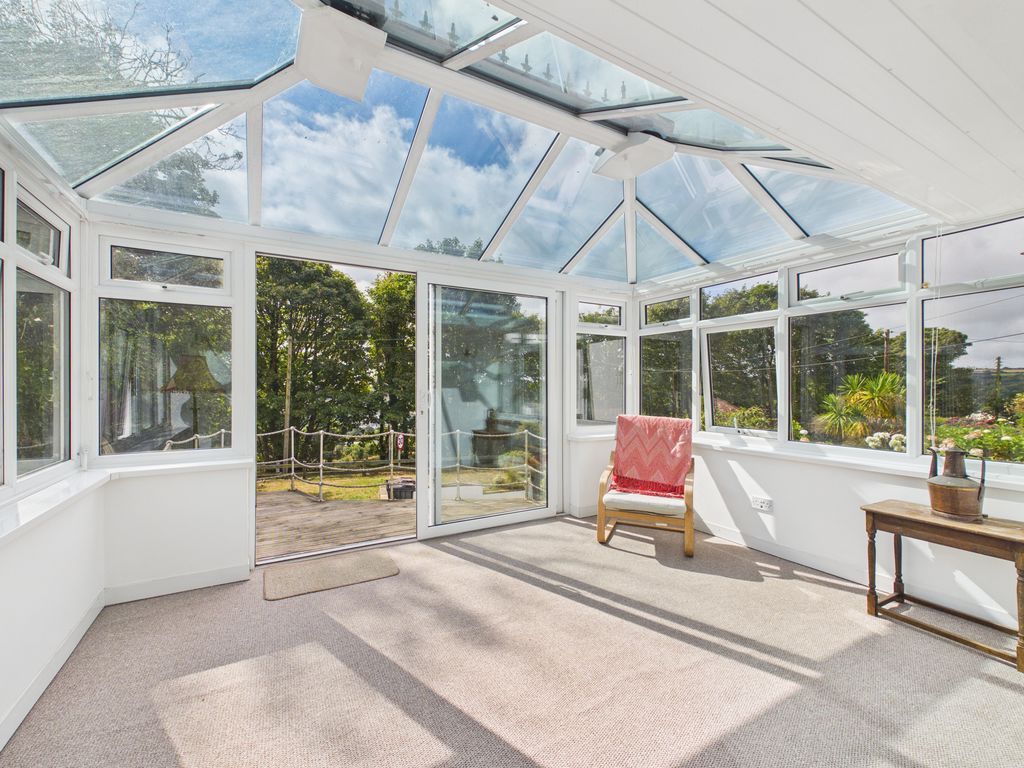 Property photo 3 of 15 Sunroom