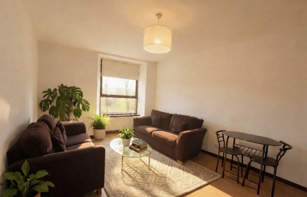 Property photo 1 of 9 Living Main