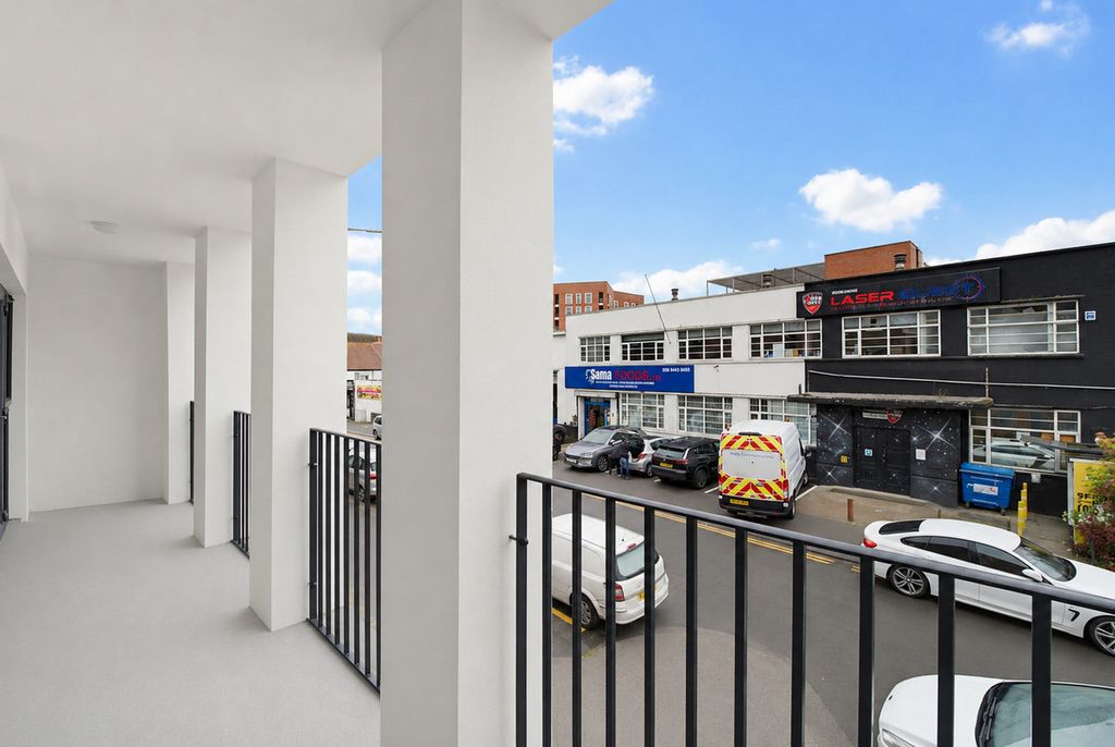 Additional image 22 of 19 bed block of flats for saleQueensway, Enfield EN3