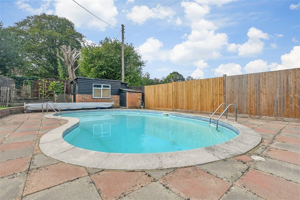 Property photo 3 of 16 External Feature