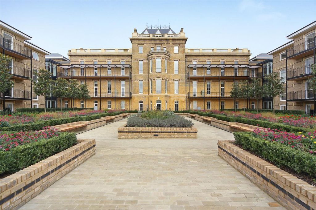 Property photo 1 of 9 Image