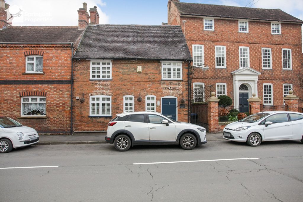 Property photo 1 of 19 Front View