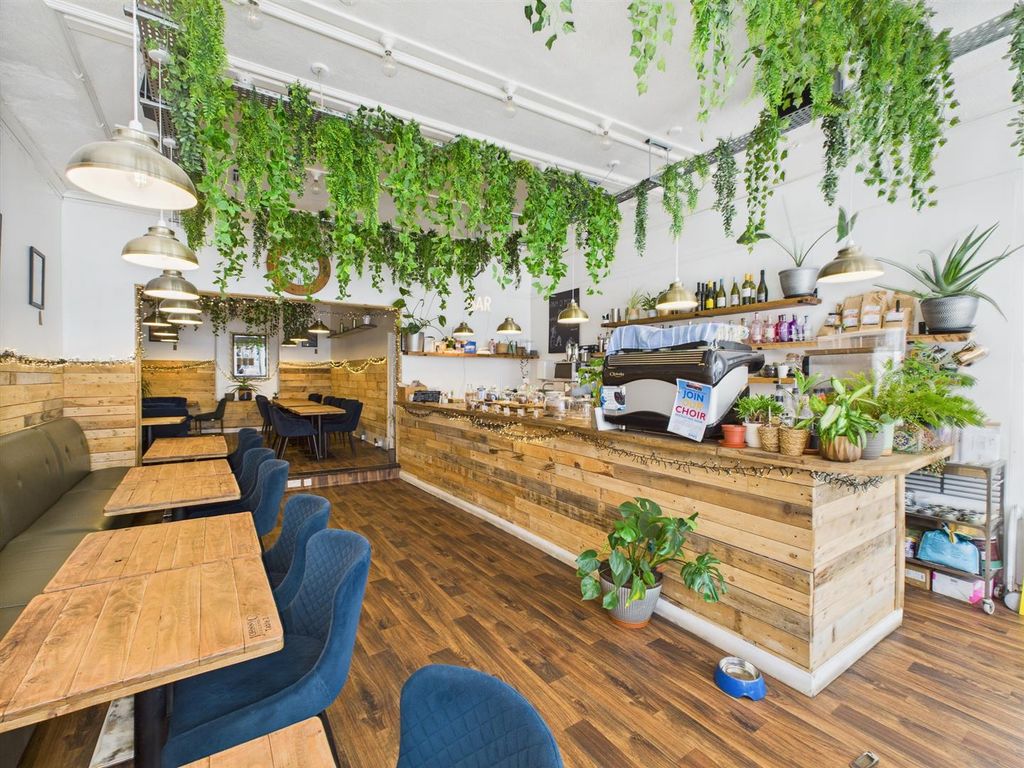 Property photo 3 of 19 Cafe