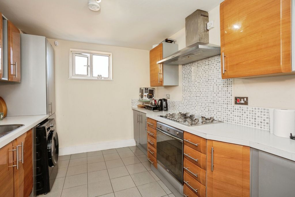 Property photo 2 of 14 Pbox-Img.Jpg