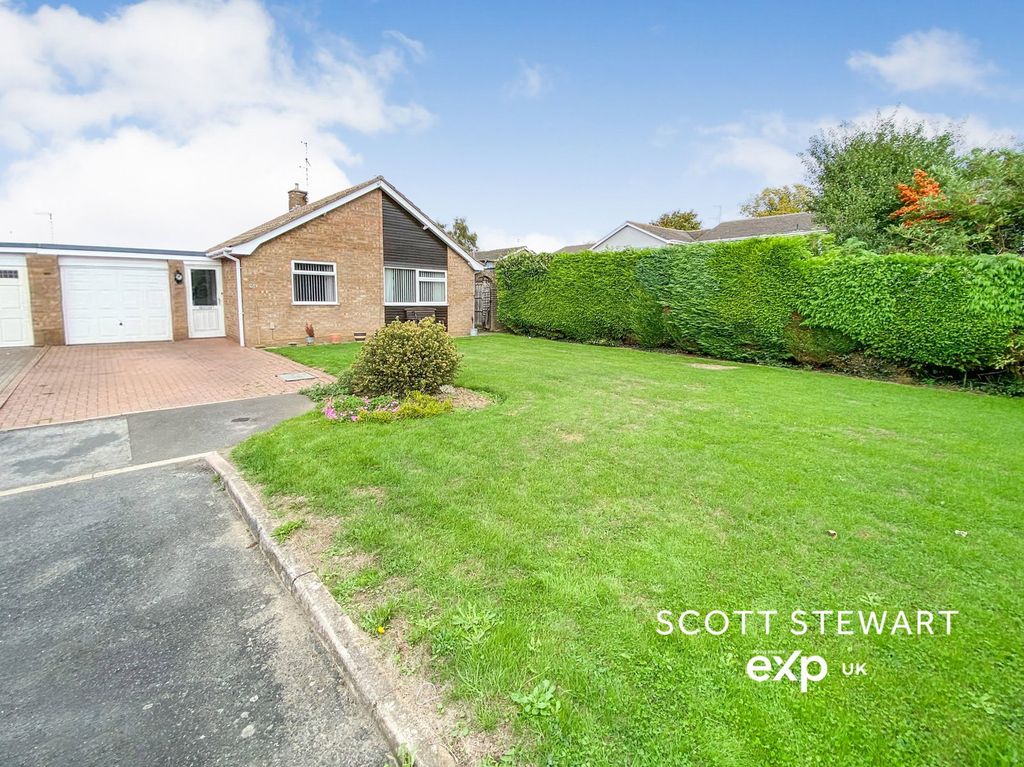 Property photo 2 of 13