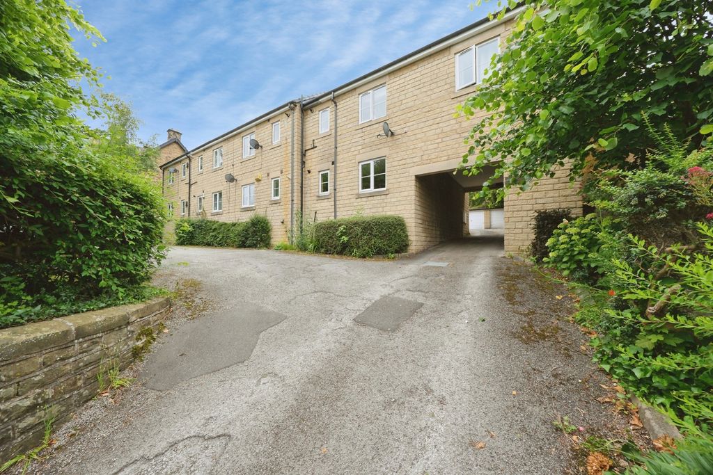 Property photo 1 of 17 Pbox-Img.Jpg