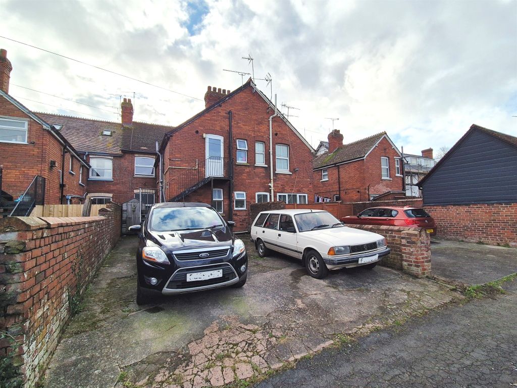 Property photo 2 of 6