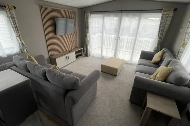 Property photo 1 of 8 Abi Hamilton Lounge At Unity Beach Holiday Park