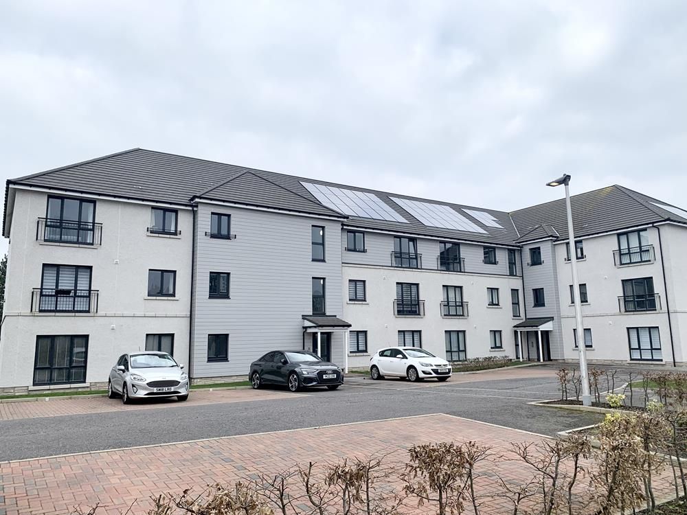 Property photo 1 of 9 External