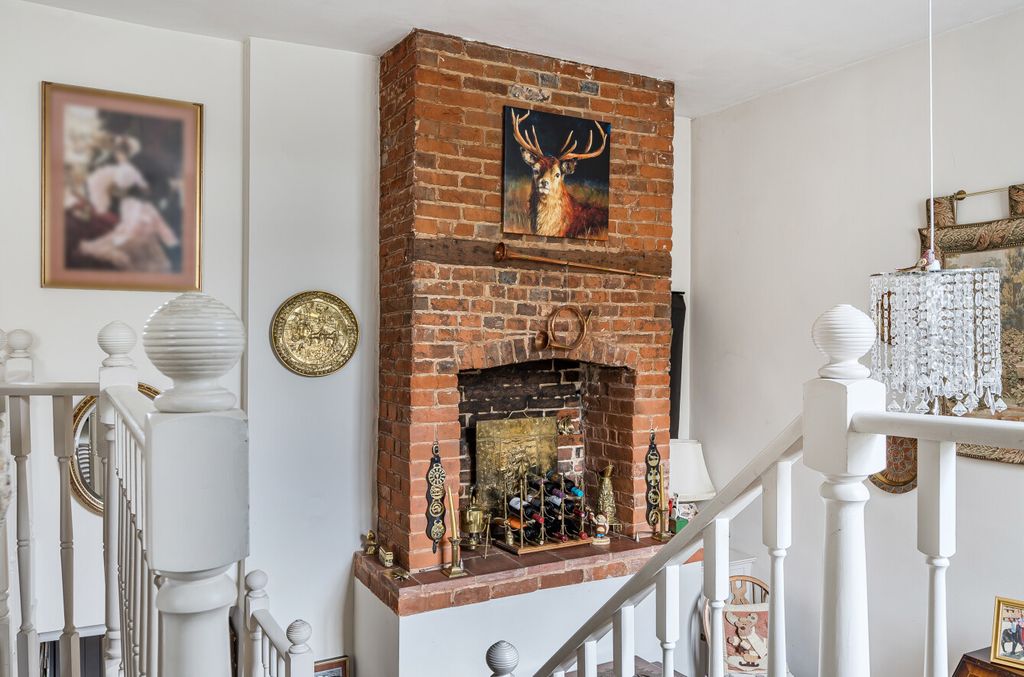 Property photo 3 of 17 1410090-22-698B39...