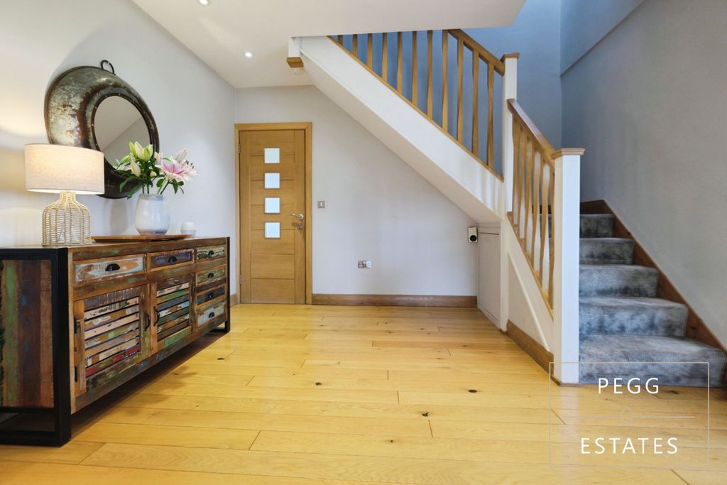 Property photo 2 of 56