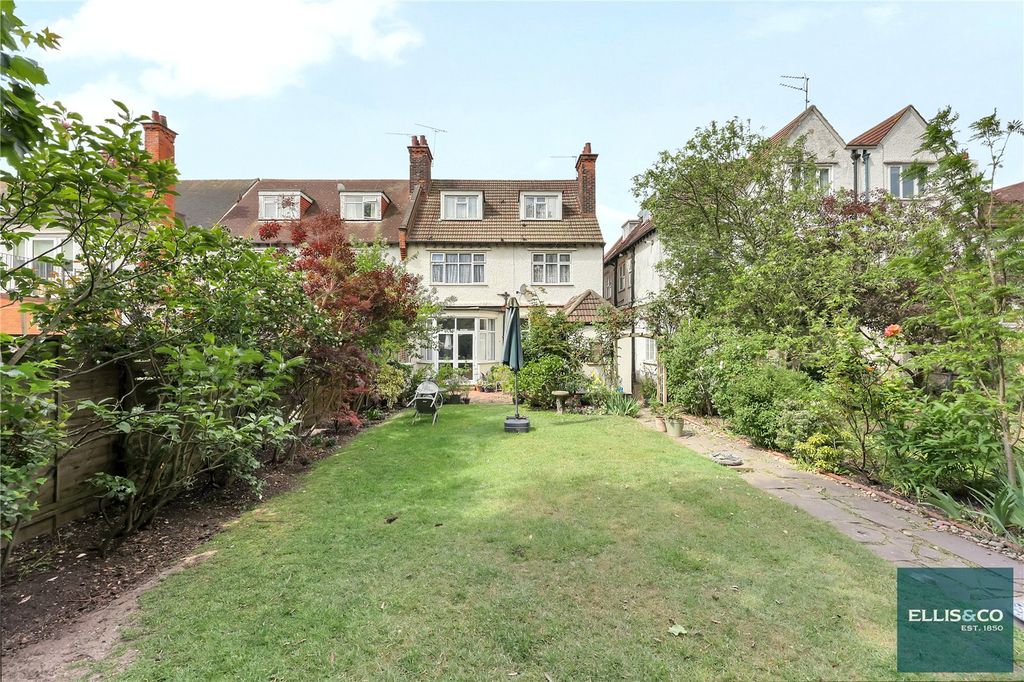 Property photo 3 of 21 Picture No. 50