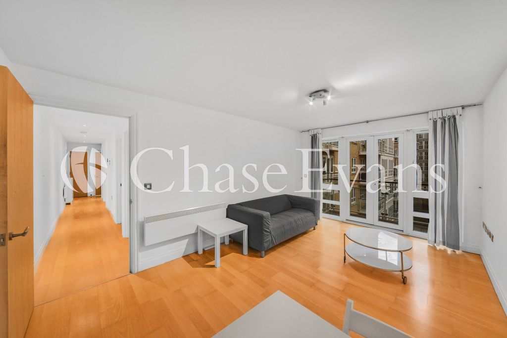 Property photo 1 of 13 Living Room