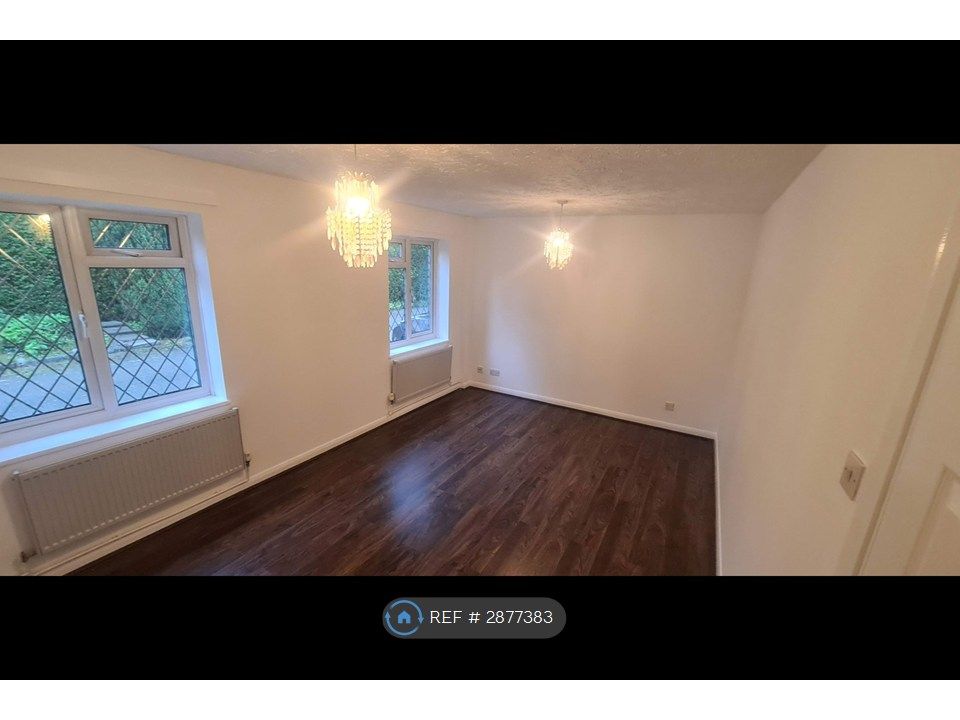 Property photo 2 of 10 Lounge