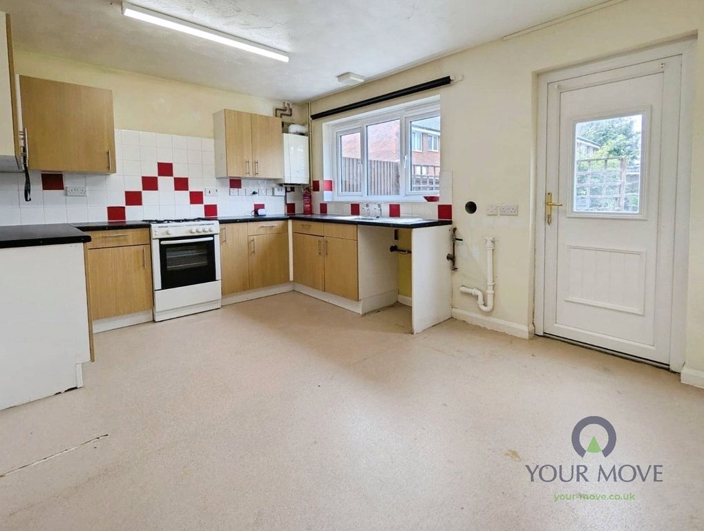 Property photo 2 of 15 Kitchen/Breakfast