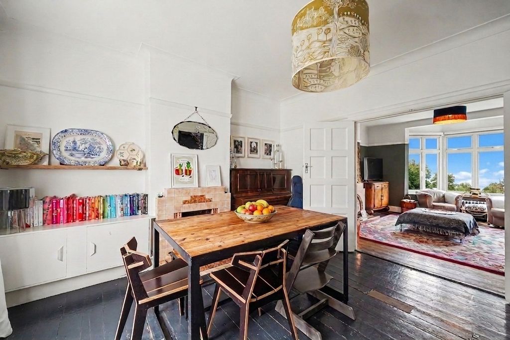 Property photo 1 of 22 Dining Room