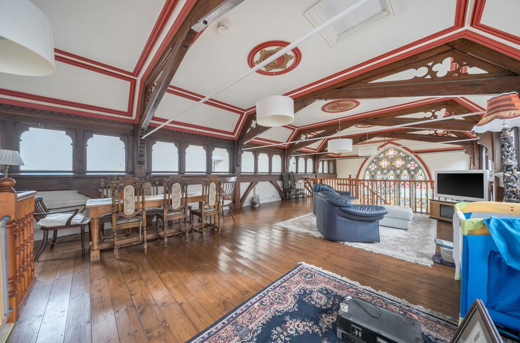 Property photo 2 of 20 1404989-19-6994c1...