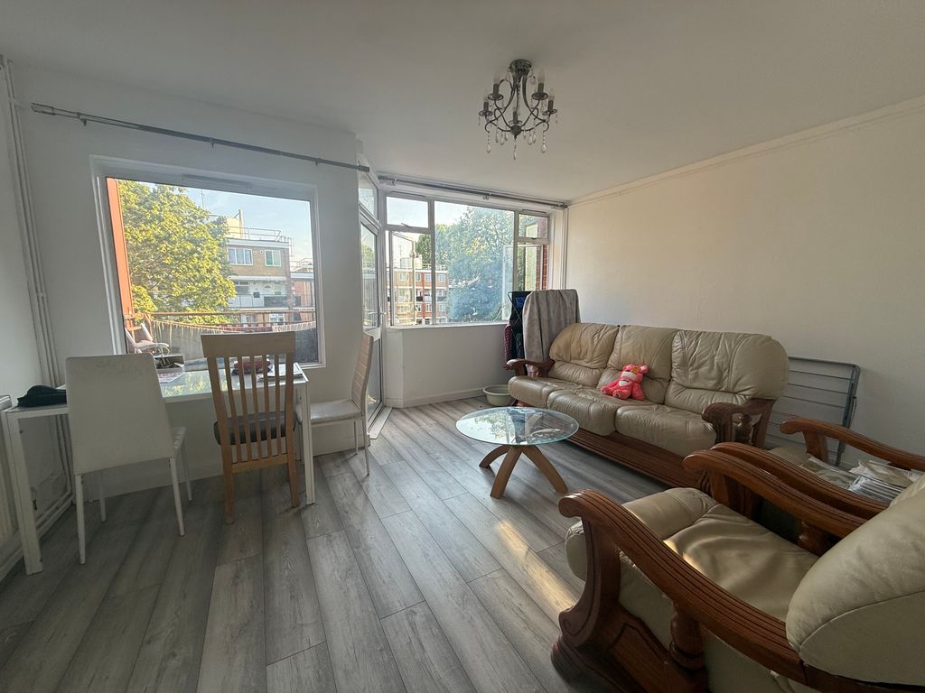 Property photo 2 of 3