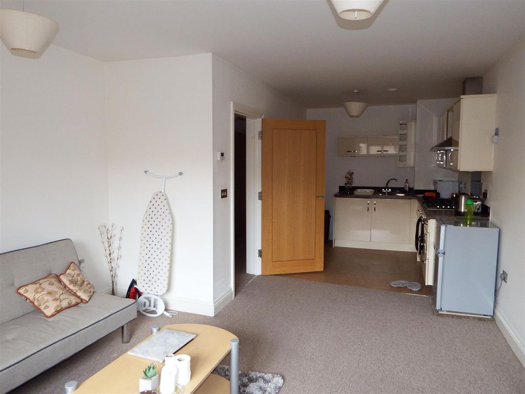 Property photo 2 of 16 Dscf6364.Jpg