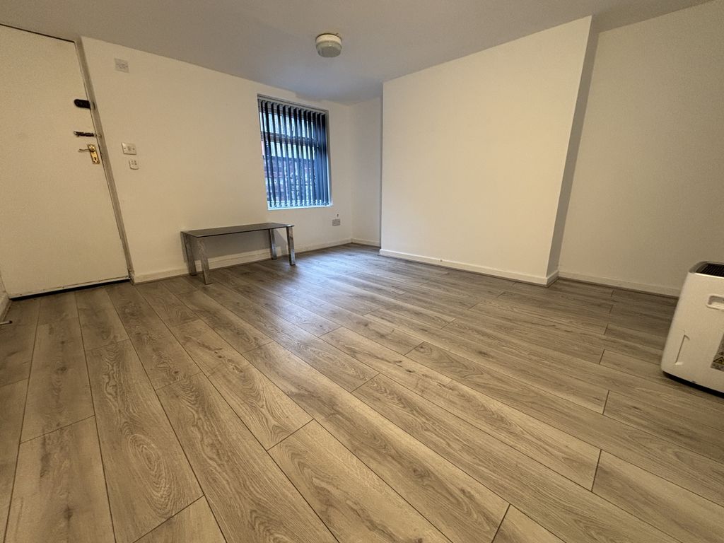 Property photo 2 of 10 Gallery
