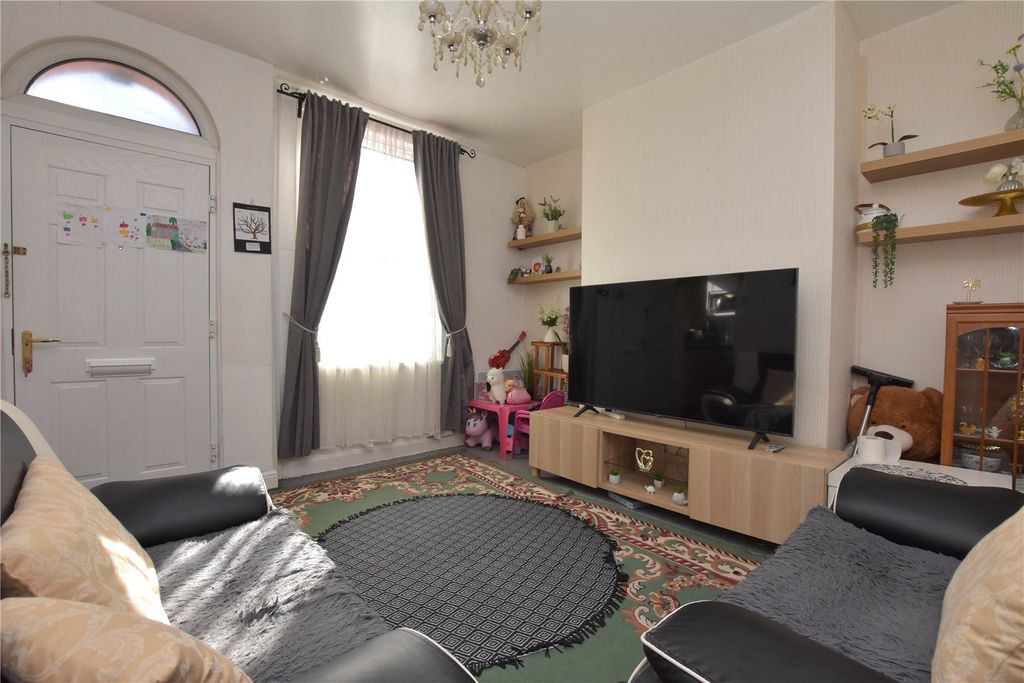 Property photo 2 of 8 Picture 2