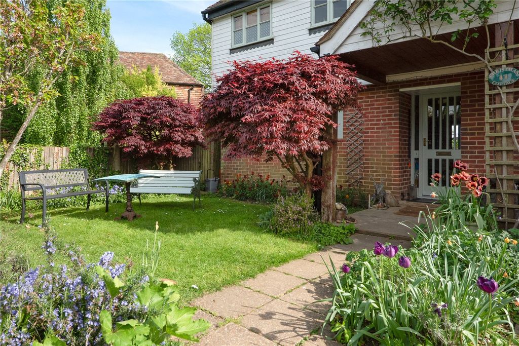 Property photo 2 of 19 Picture No. 16