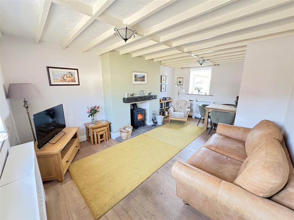 Property photo 3 of 40 Dining Lounge